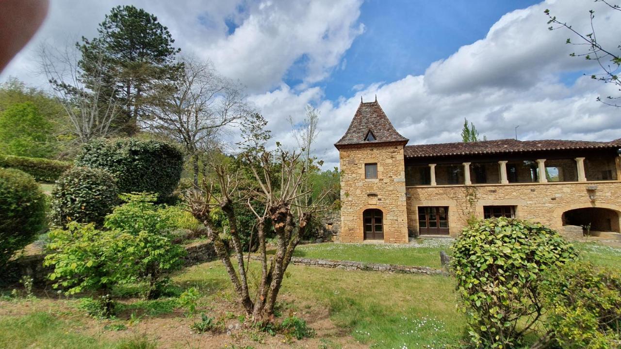 ホテル Domaine Du Cardou Puy-lʼÉvêque エクステリア 写真