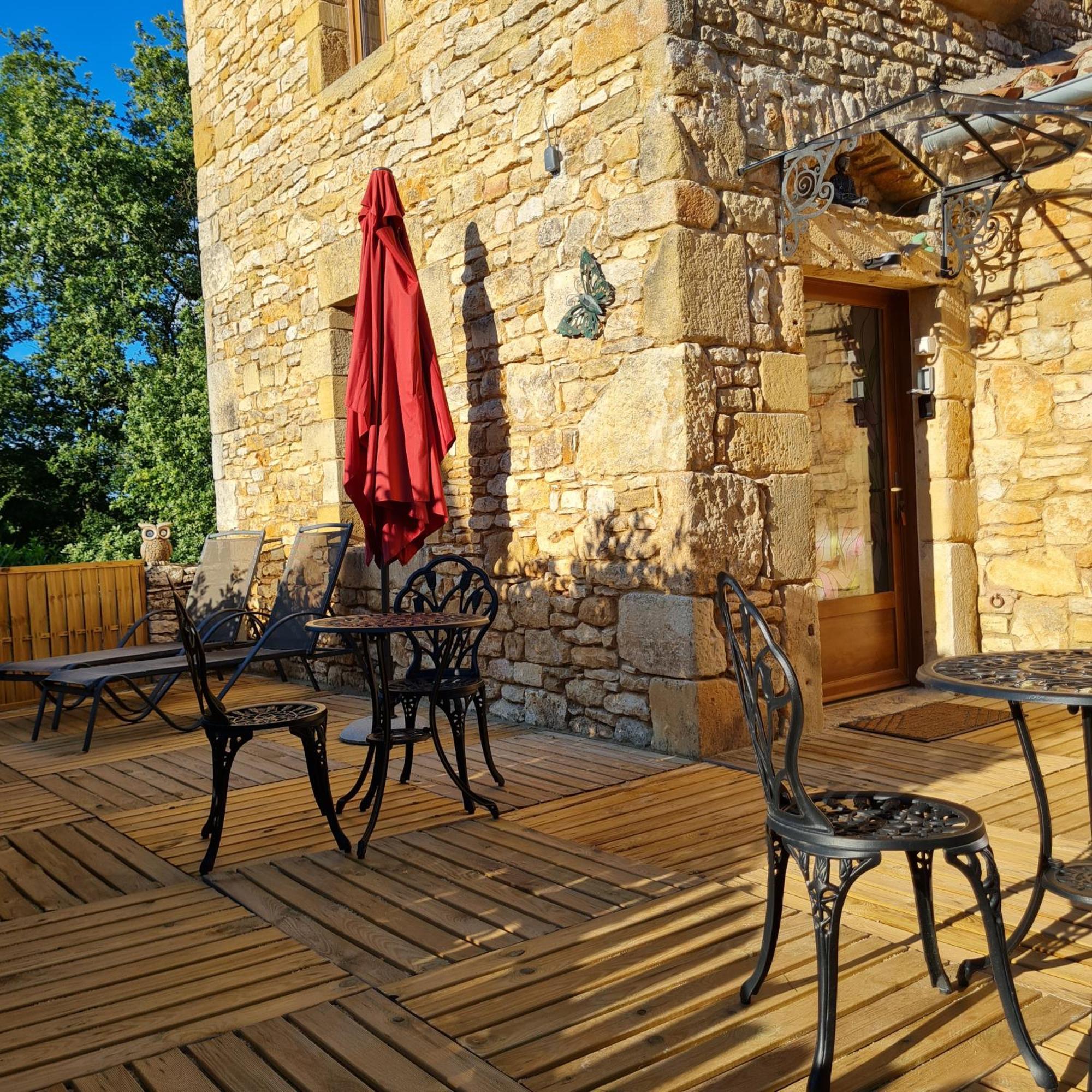 ホテル Domaine Du Cardou Puy-lʼÉvêque エクステリア 写真