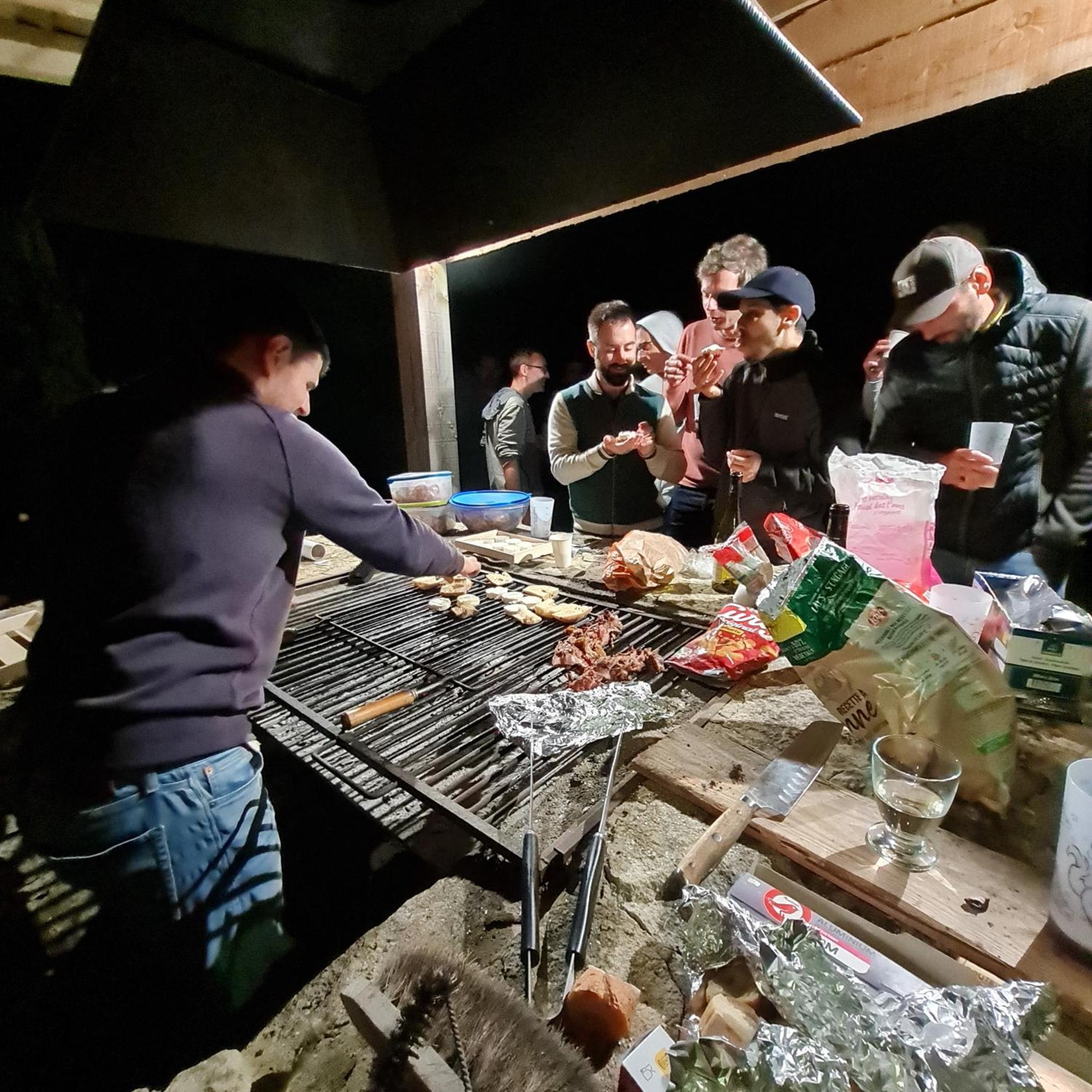 ホテル Domaine Du Cardou Puy-lʼÉvêque エクステリア 写真