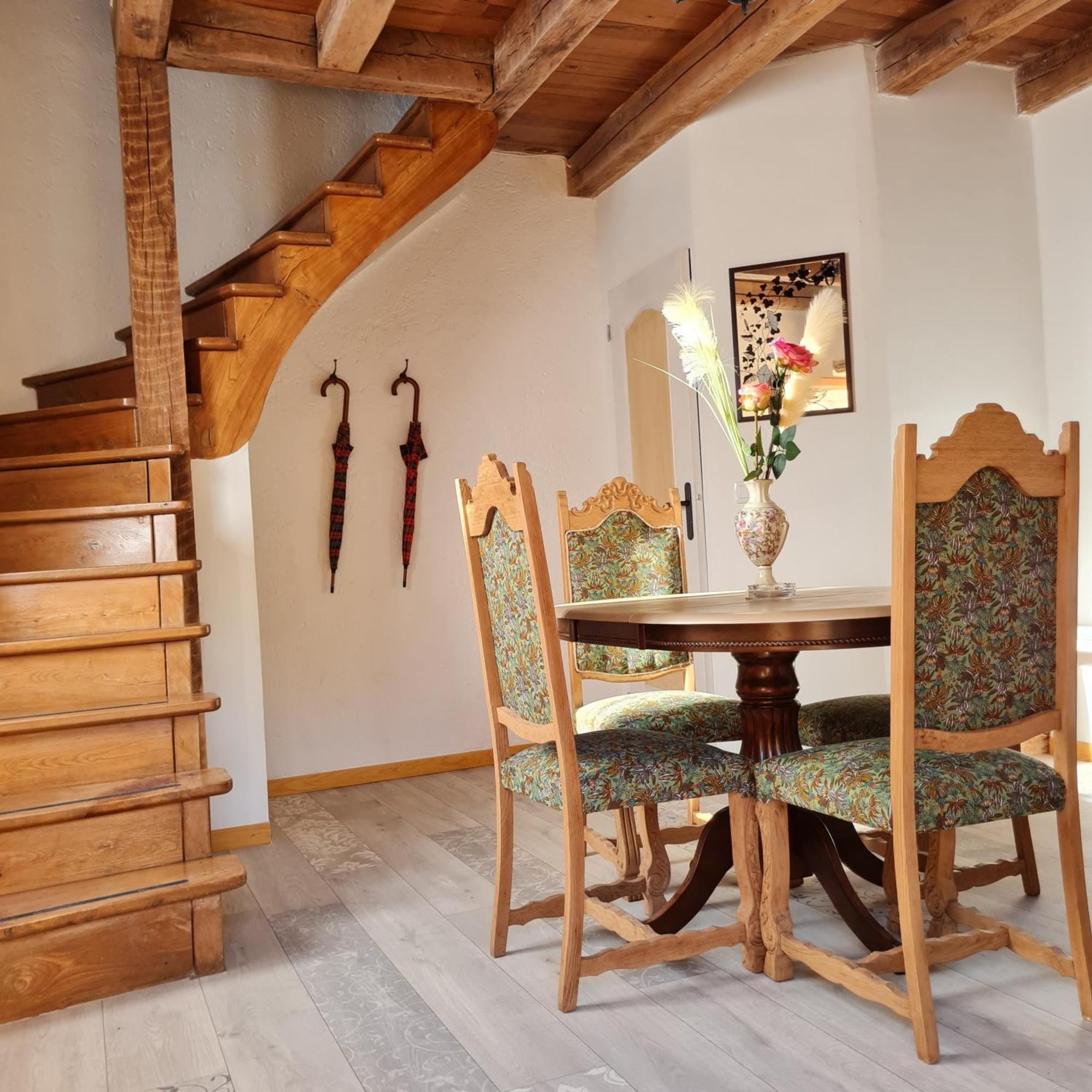 ホテル Domaine Du Cardou Puy-lʼÉvêque 部屋 写真